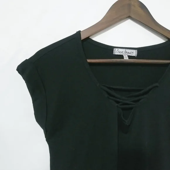 ALMOST FAMOUS Crave Fame S Black Strappy Front Top - Picture 1 of 6